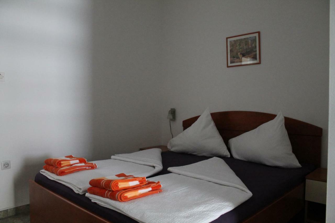 Apartmani Atila Damir Omiš Extérieur photo