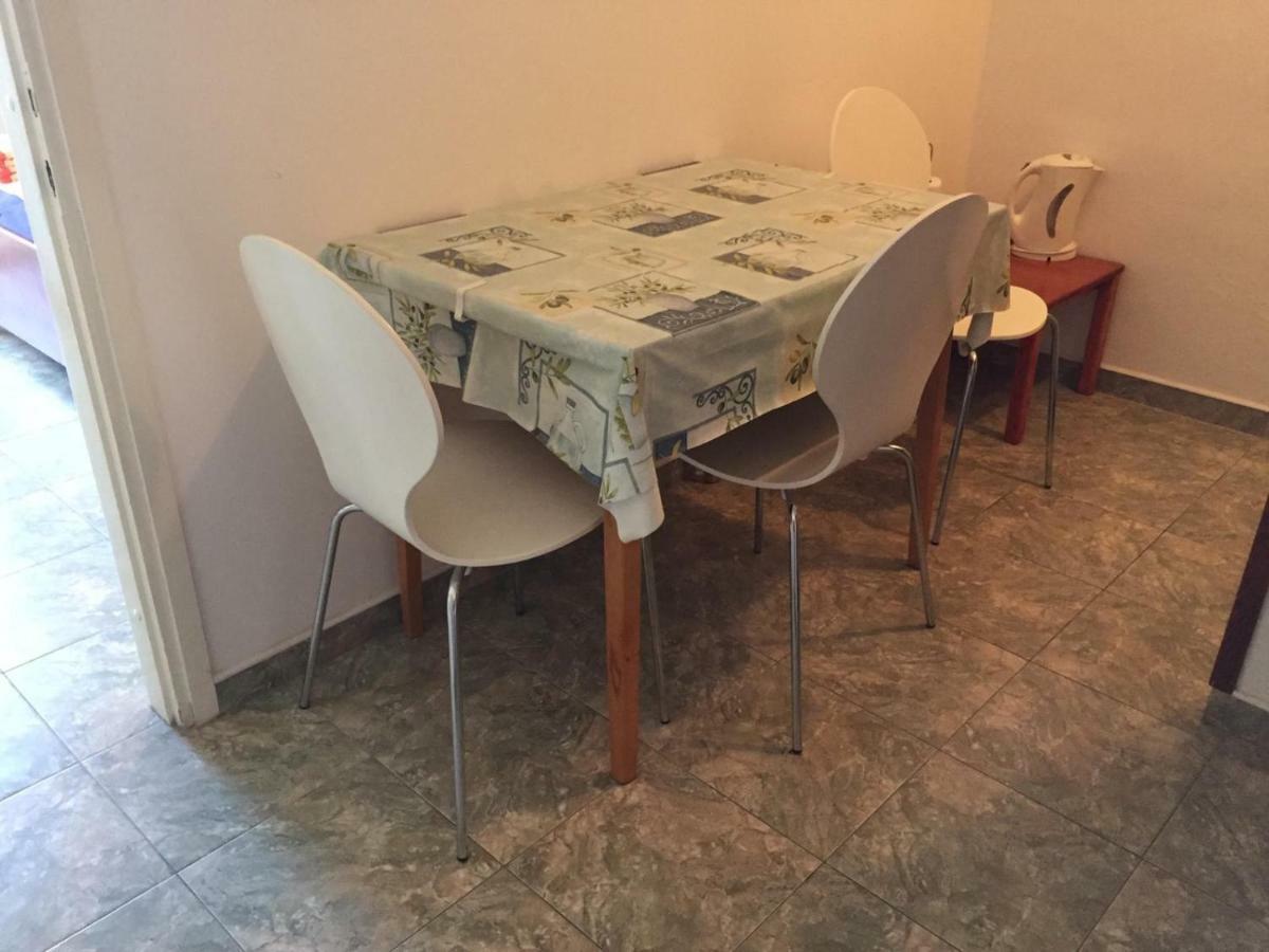 Apartmani Atila Damir Omiš Extérieur photo