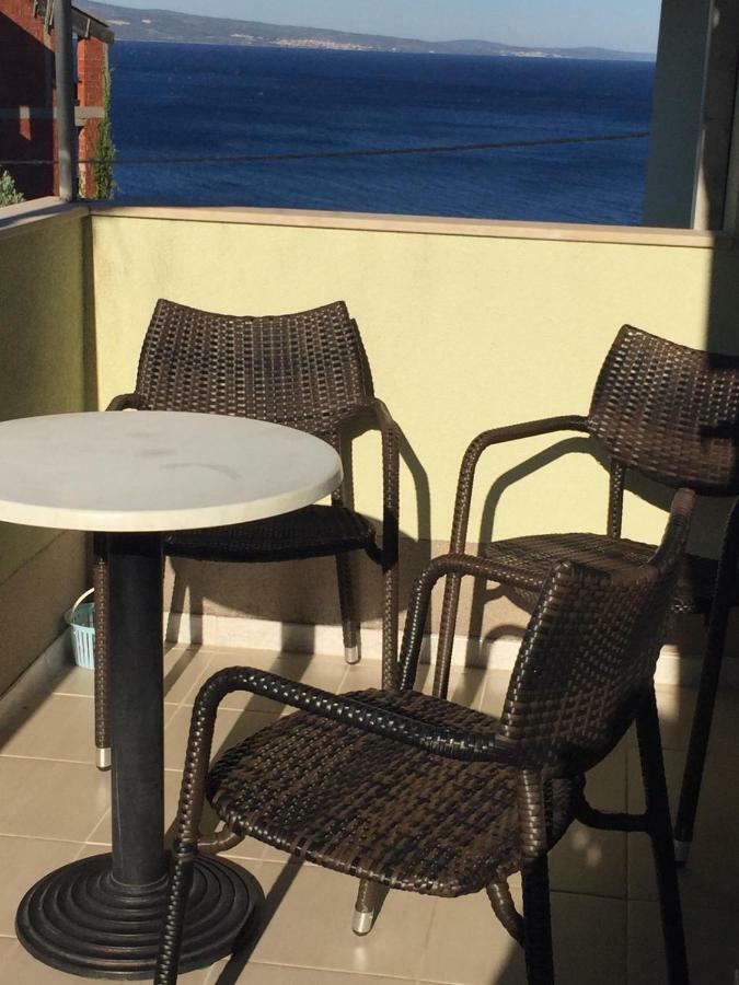 Apartmani Atila Damir Omiš Extérieur photo