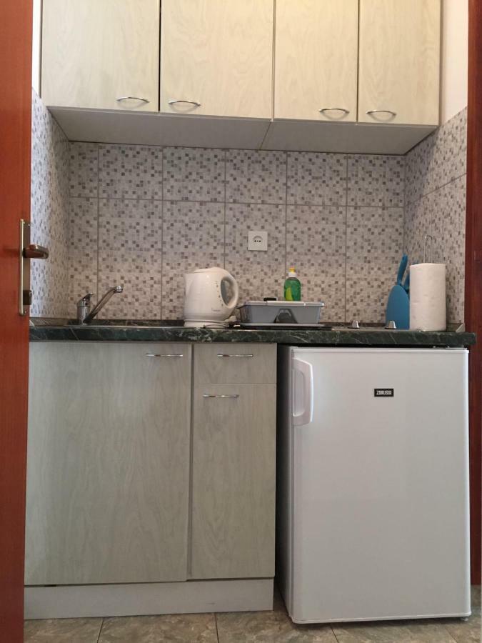 Apartmani Atila Damir Omiš Extérieur photo