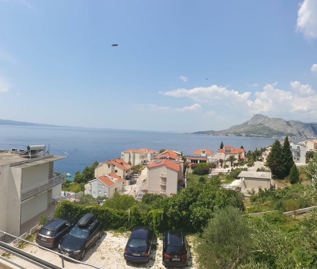 Apartmani Atila Damir Omiš Extérieur photo