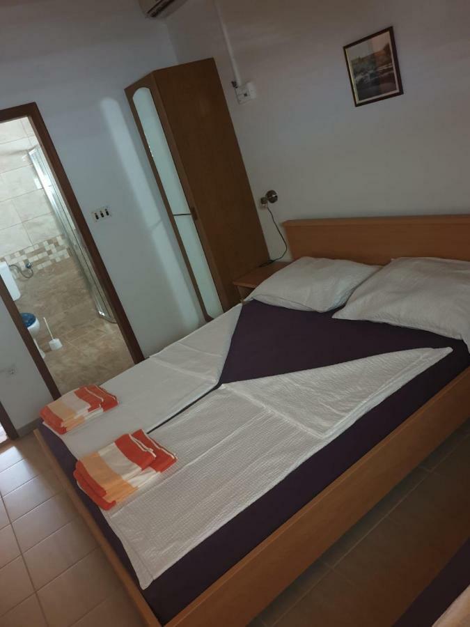 Apartmani Atila Damir Omiš Extérieur photo